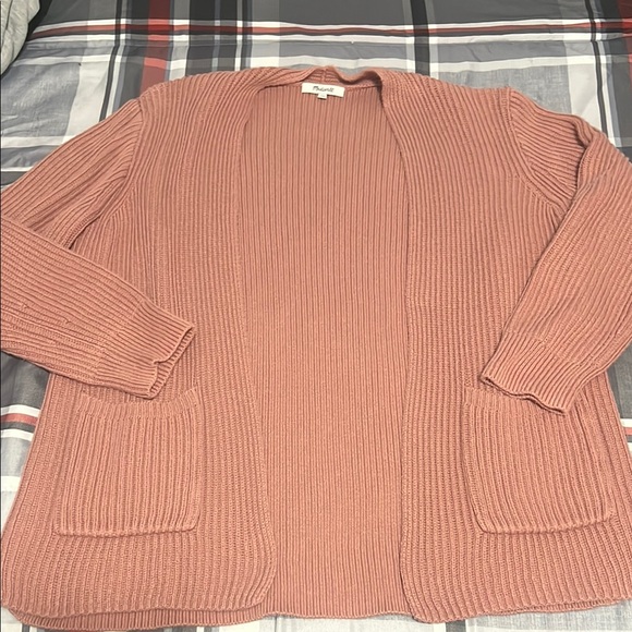 Madewell Sweaters - Women’s Madewell Pink Chunky Knit Cardigan Sweater!